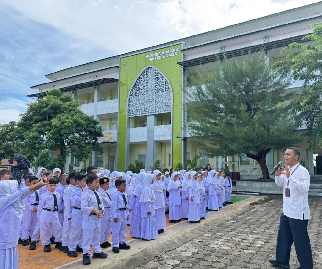 MIN 7 Kota Banda Aceh Melaksanakan MATSAMA Kelas 1